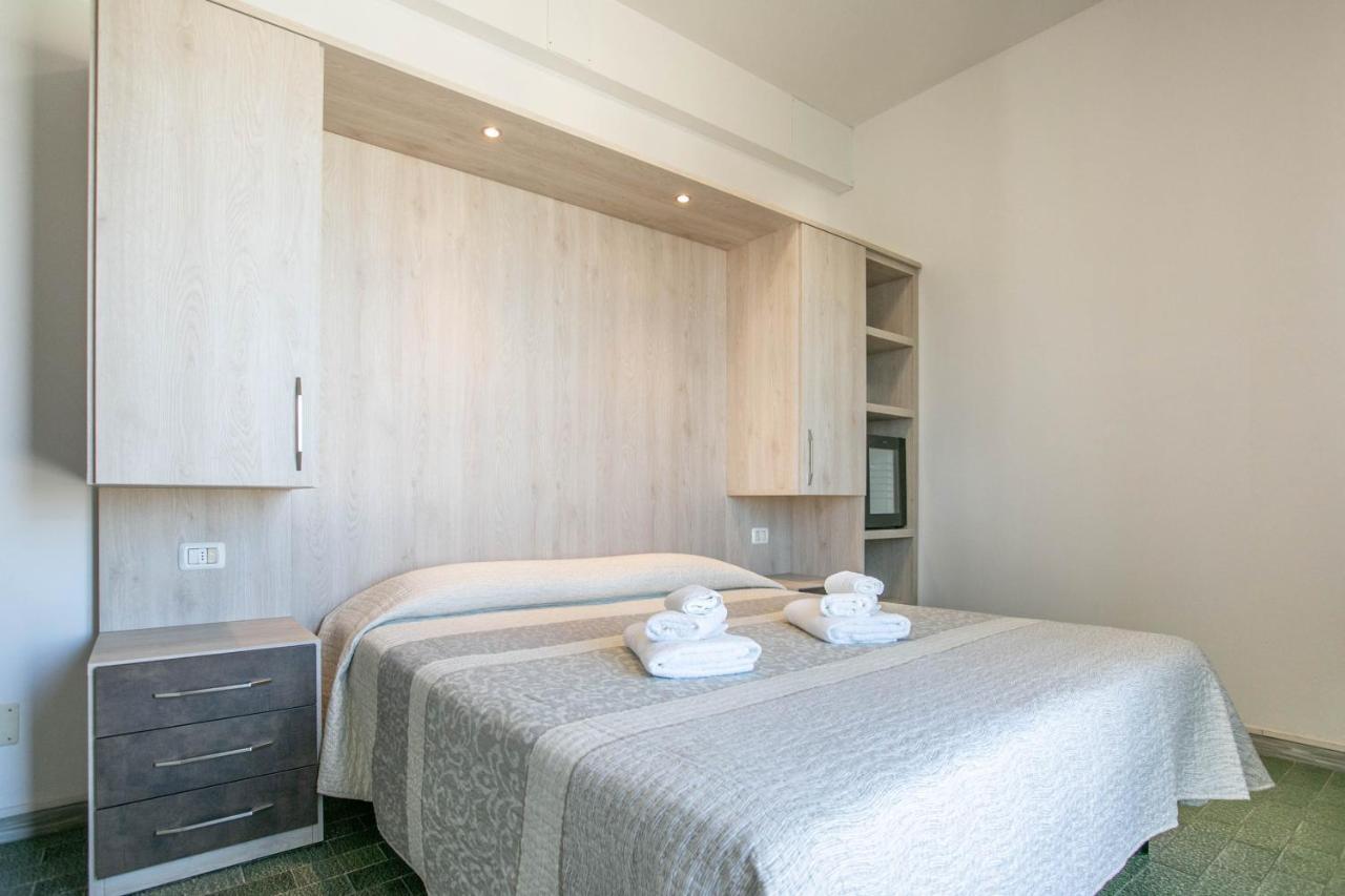 Hotel Mara Rimini Bagian luar foto
