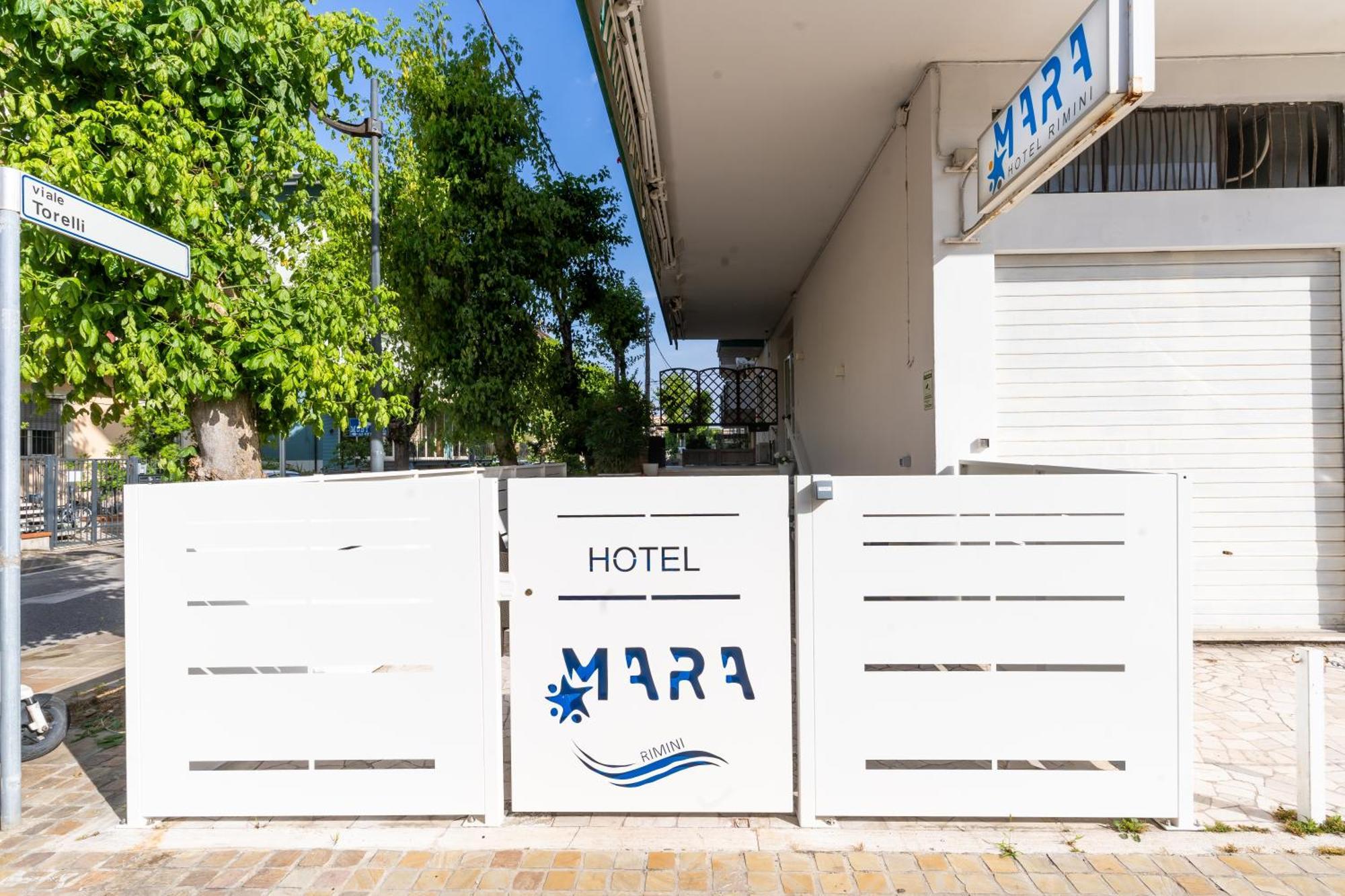 Hotel Mara Rimini Bagian luar foto